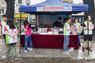 这是湖人？湖人首节砍下37分 全队投篮命中率接近五成